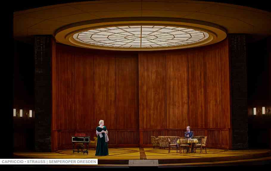 Szenenbild aus "Capriccio" (Strauss), Staatstheater Nürnberg, 2021; Foto: Ludwig Olah, ludwigolah.de